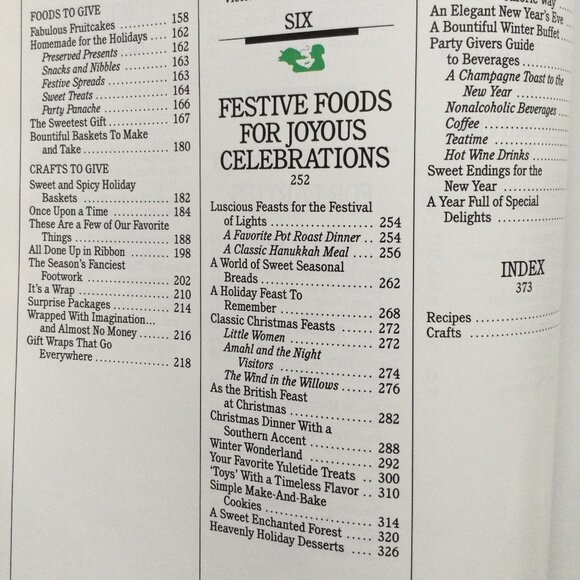 McCall's Holiday Book Recipes & Crafts - Picture 7 of 11